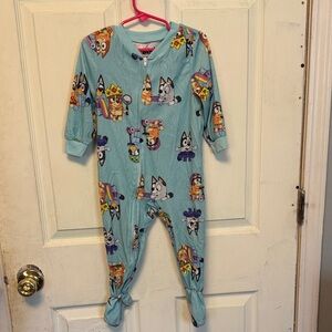 Playful Cartoon Print Kids Footie - Light Blue